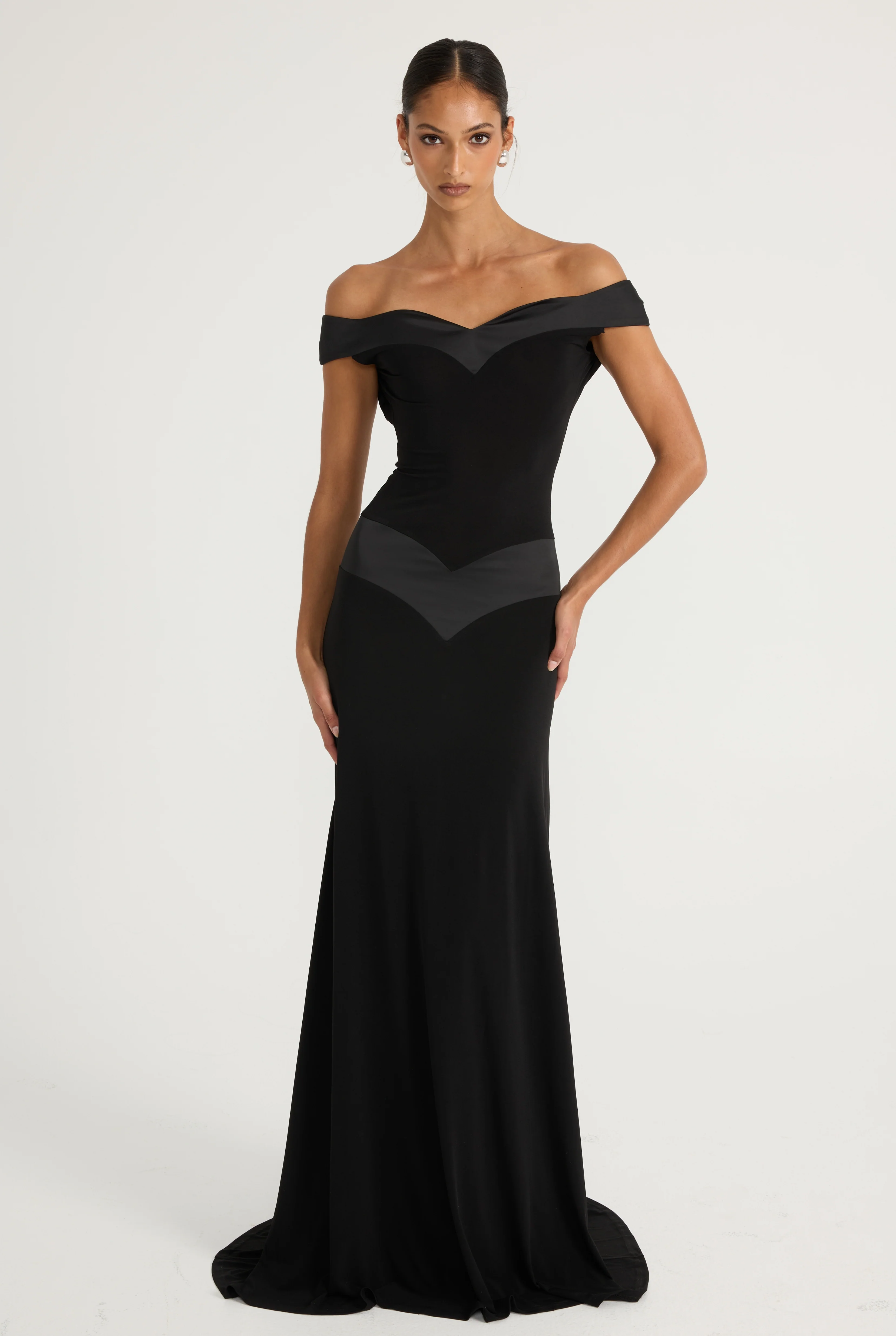 Octavia Gown - Black - Image 5